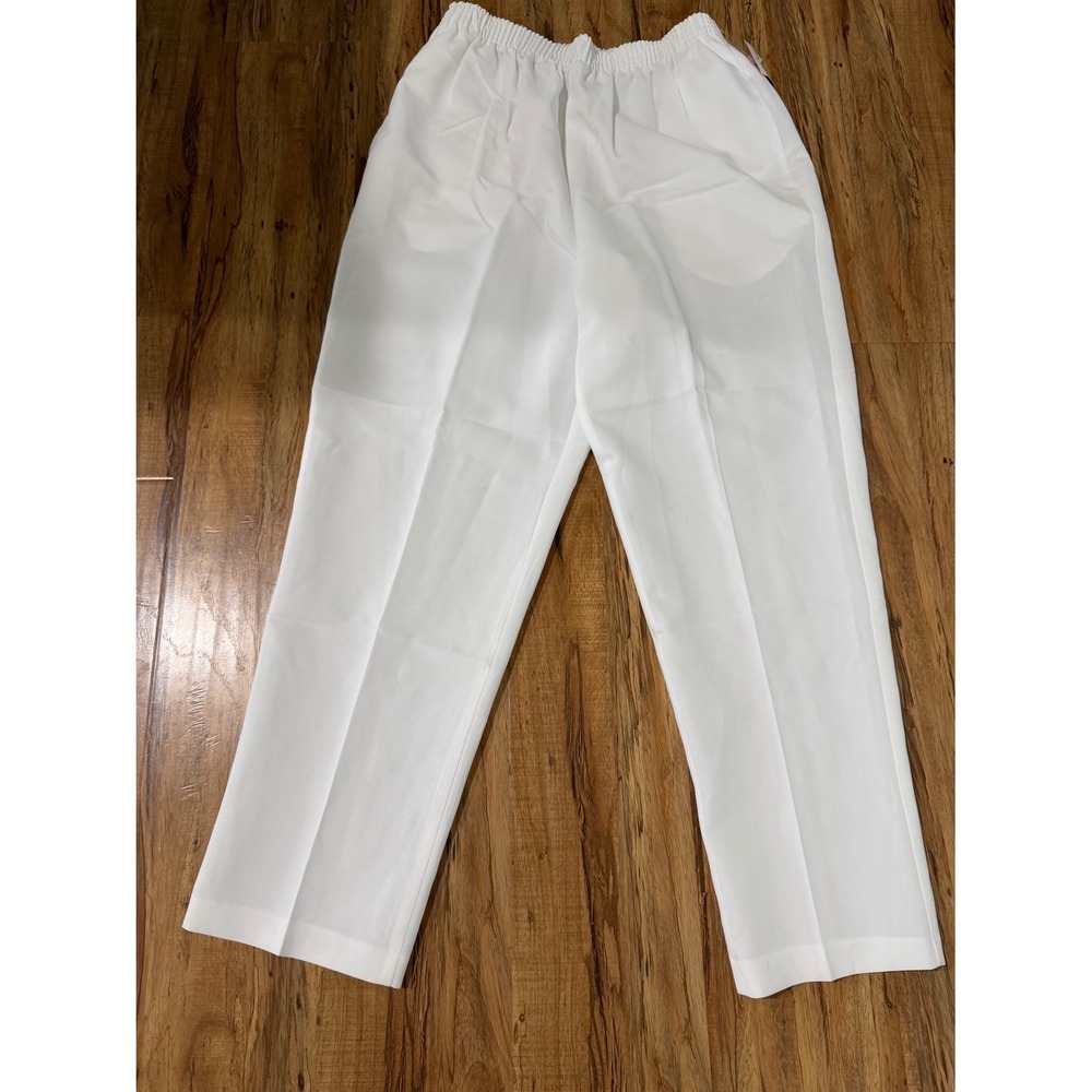 BonWorth White Pull On Elastic Waist Pleated Pants Womens Medium Petite NWT